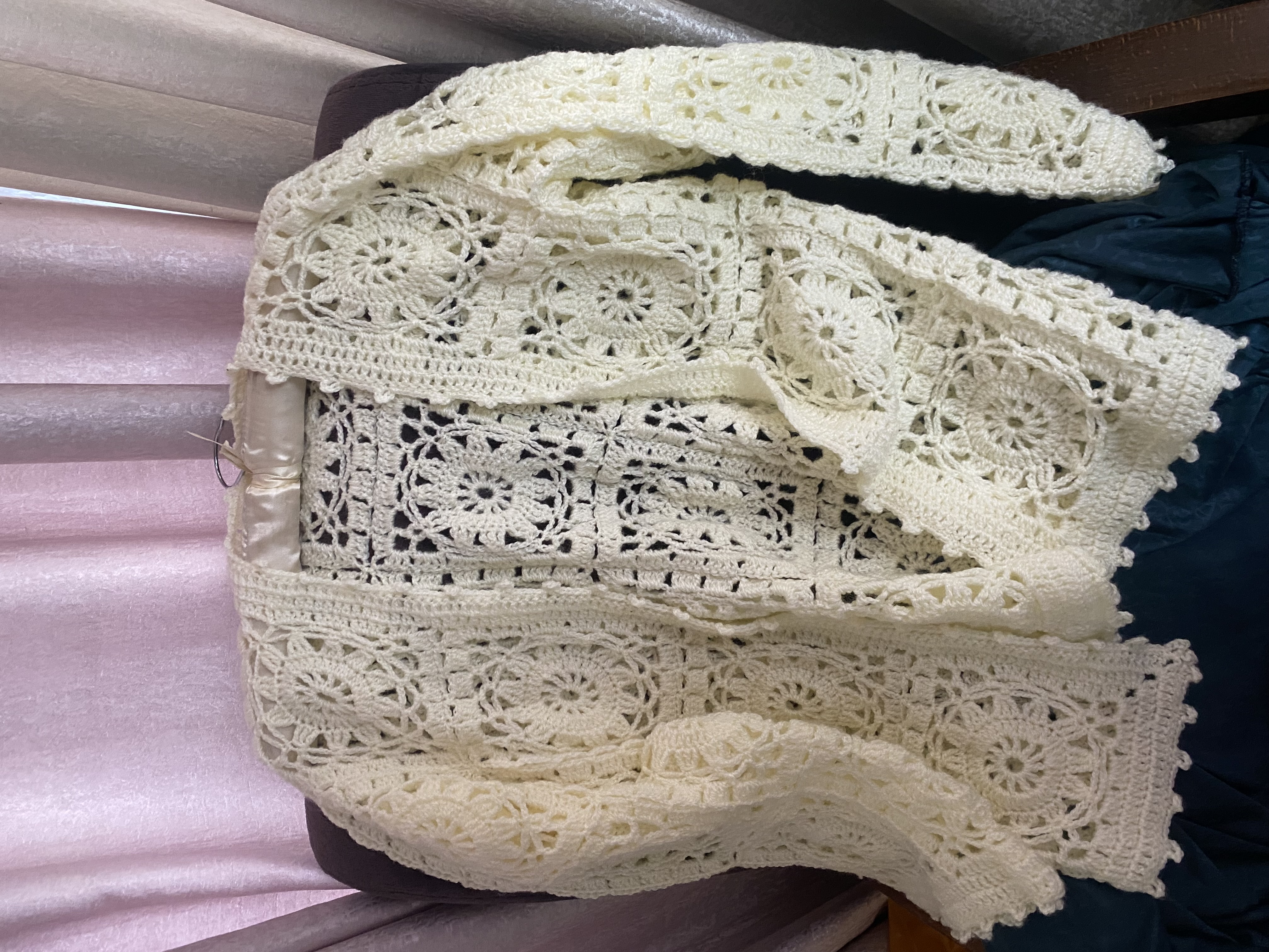 جاكيت ستاتي كروشية يدوي