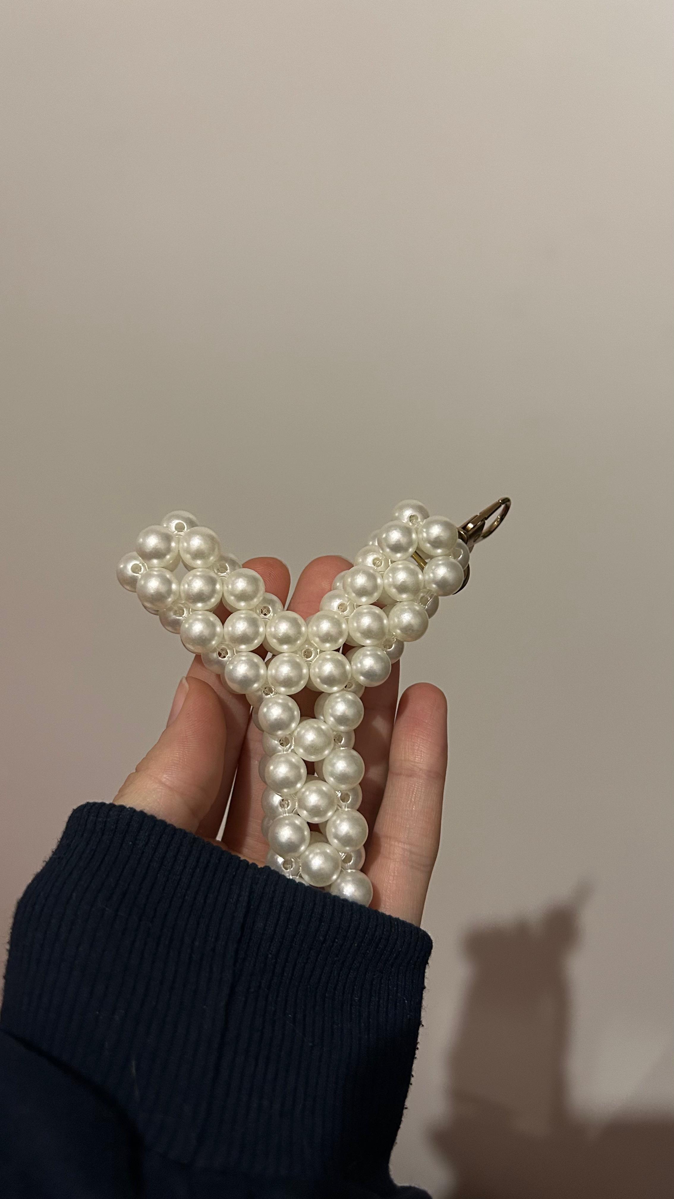 ميدالية Y اللولو