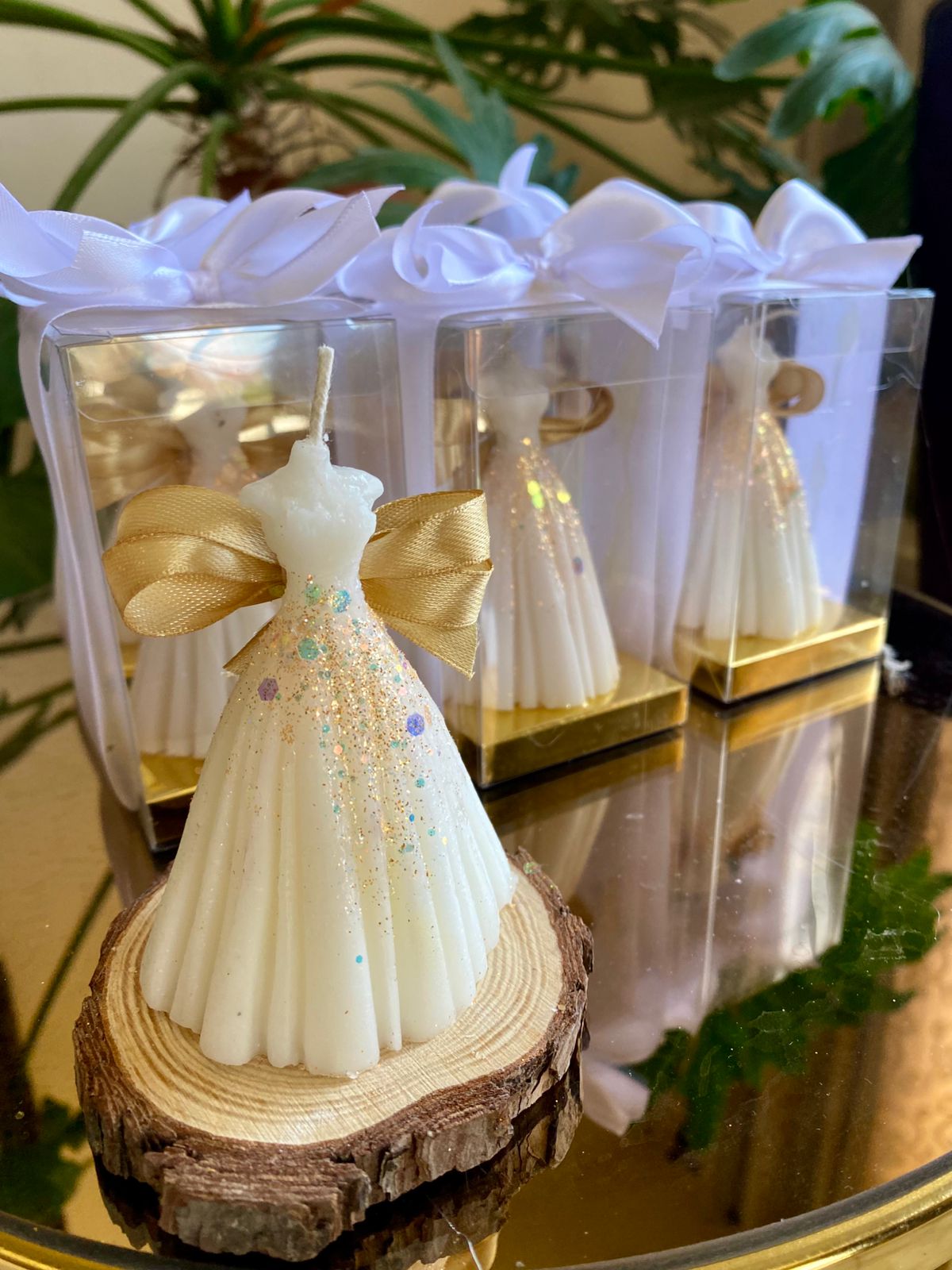 توزيعة عروسة من الشمع المعطر الفواح